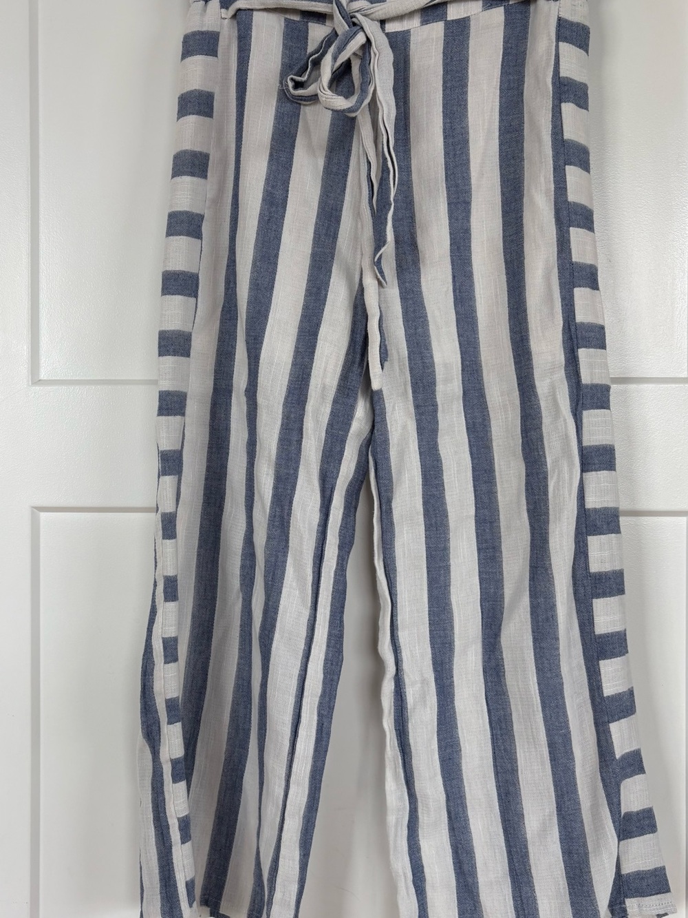 THML Women’s Blue and White Striped 100% Cotton Pants Size Medium